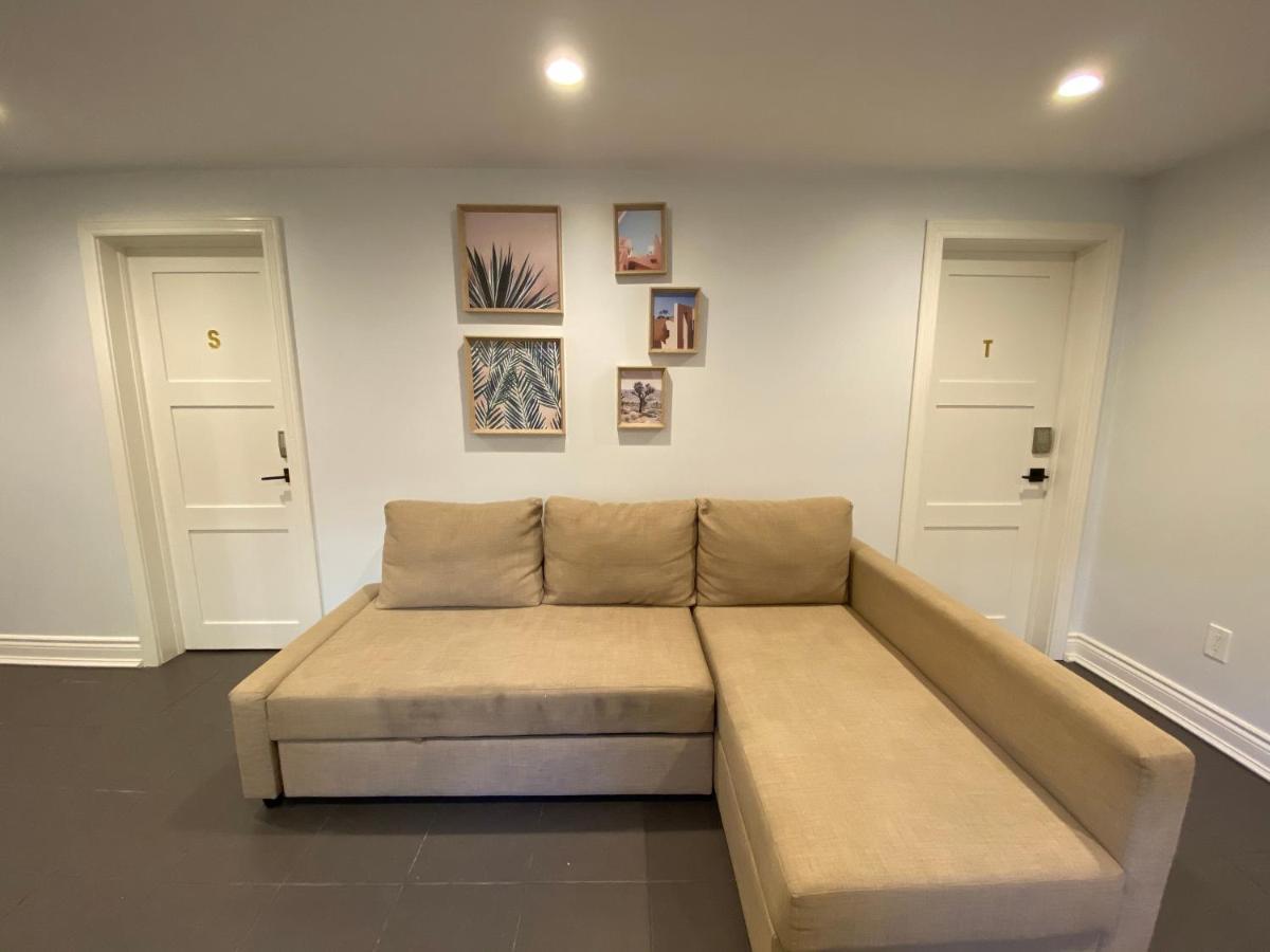 Yonge And Finch Subway !S Spacious And Modern Private Bd With Shared Bathroom Toronto Luaran gambar